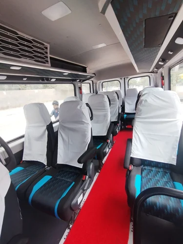 alt=&#34;Cab booking and taxi service in Delhi NCR by Delhi Chauffeurs, offering Urbania, Maharaja Urbania and Maharaja Tempo Traveller services. Also available Innova, Ertiga, Hycross and Dzire cars for Manali tour, Shimla tour, Himachal road trips and local taxi tour and travel services.&#34;