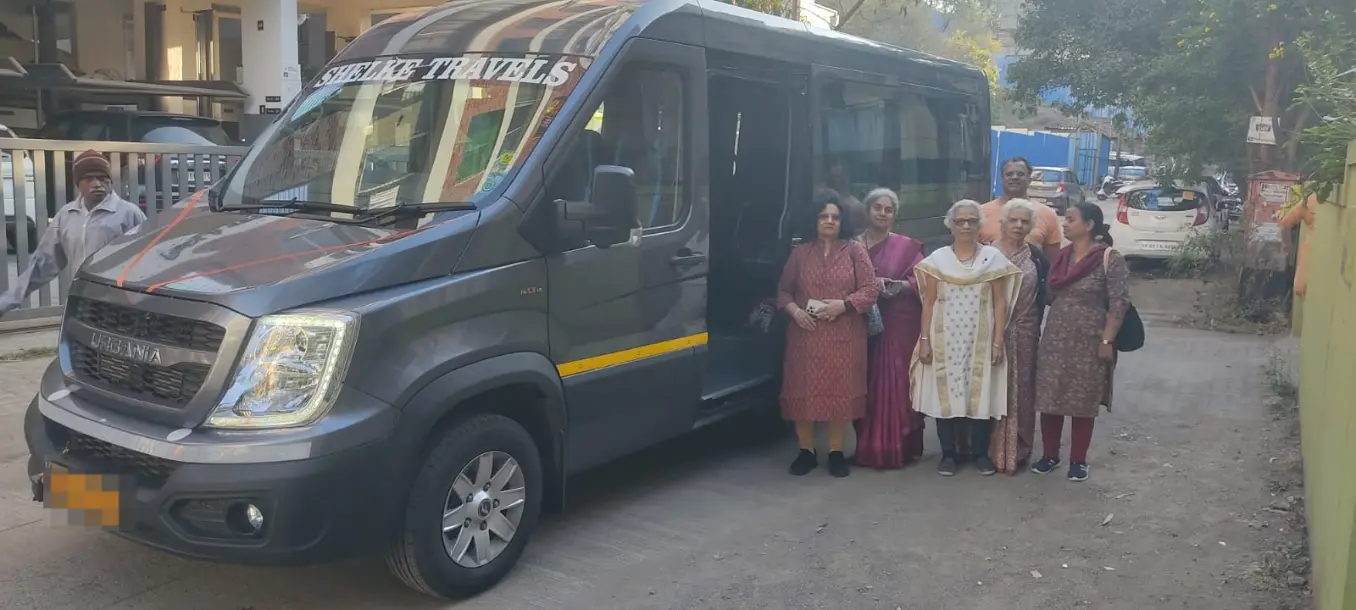 alt=&amp;#34;Commercial vehicle insurance at lowest premium Delhi&amp;#34;